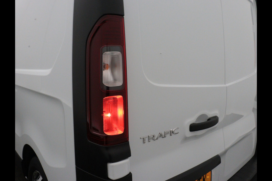 Renault Trafic dCi 120PK T29 L2H1 Comfort / NAVI / Imperial
