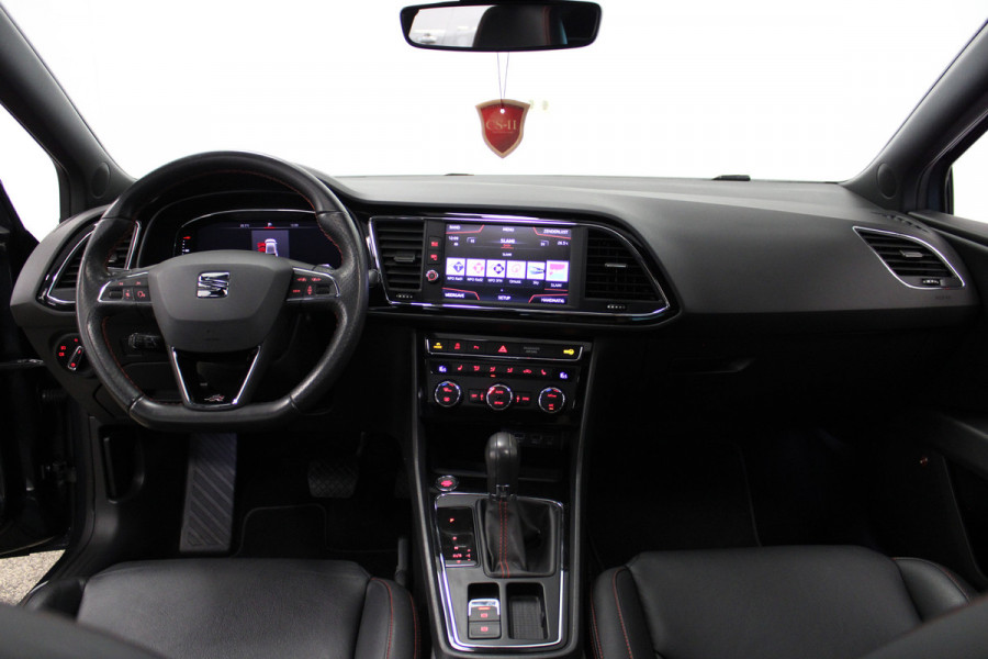 Seat Leon 1.5 TSI FR Business Intense Pano|Beats audio|Adaptive Cruise|Leer