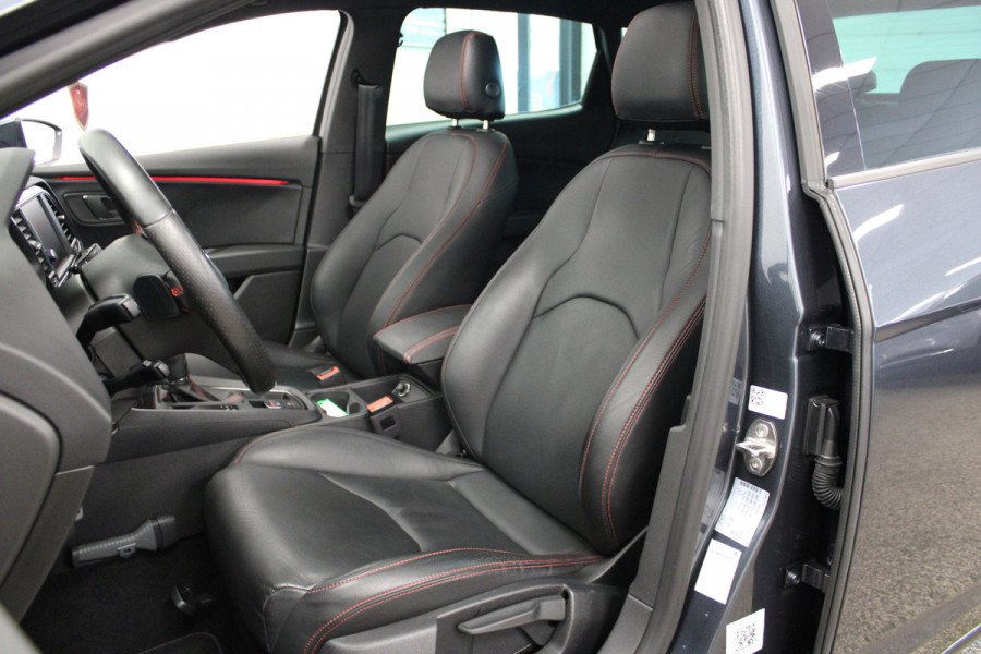 Seat Leon 1.5 TSI FR Business Intense Pano|Beats audio|Adaptive Cruise|Leer