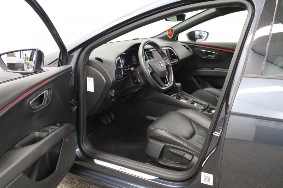 Seat Leon 1.5 TSI FR Business Intense Pano|Beats audio|Adaptive Cruise|Leer