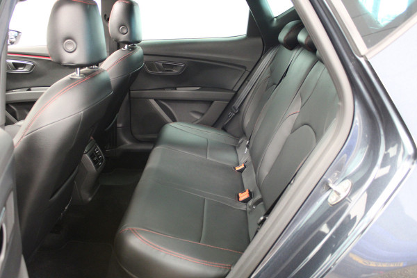 Seat Leon 1.5 TSI FR Business Intense Pano|Beats audio|Adaptive Cruise|Leer