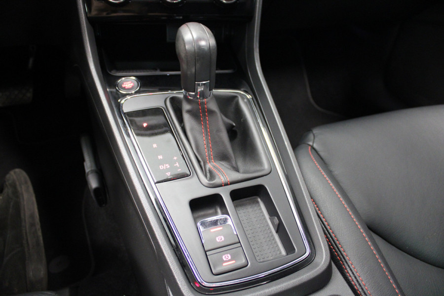 Seat Leon 1.5 TSI FR Business Intense Pano|Beats audio|Adaptive Cruise|Leer