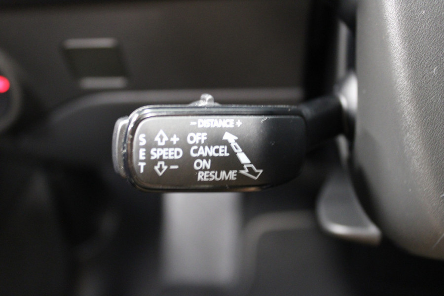 Seat Leon 1.5 TSI FR Business Intense Pano|Beats audio|Adaptive Cruise|Leer