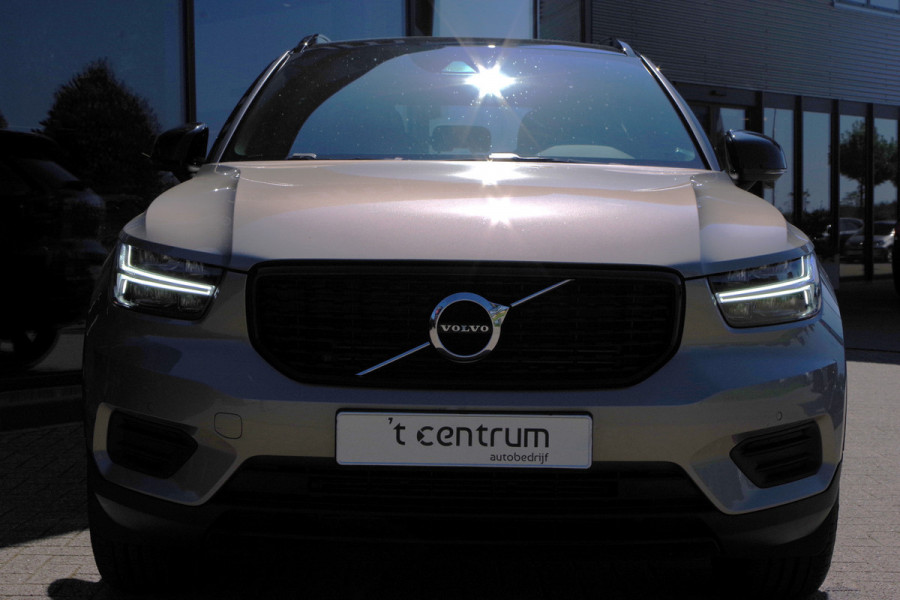 Volvo XC40 1.5 T4 211 PK Recharge R-Design, Adap. Cruise Control, Camera, Climate Control, Camera