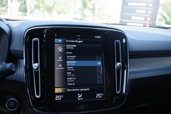 Volvo XC40 1.5 T4 211 PK Recharge R-Design, Adap. Cruise Control, Camera, Climate Control, Camera