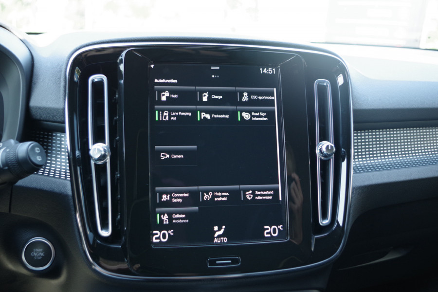 Volvo XC40 1.5 T4 211 PK Recharge R-Design, Adap. Cruise Control, Camera, Climate Control, Camera
