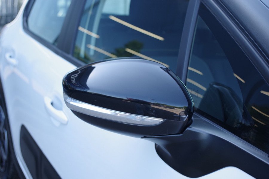 Citroën C3 1.2 111 PK PureTech C-Series, Cruise Control, Camera, Carplay