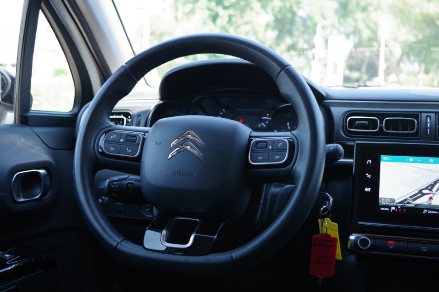 Citroën C3 1.2 111 PK PureTech C-Series, Cruise Control, Camera, Carplay