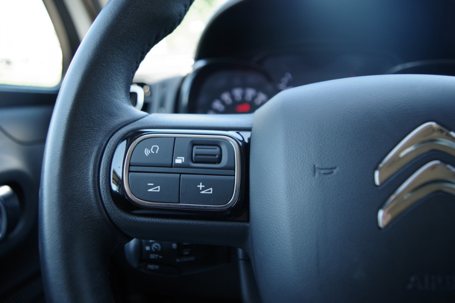 Citroën C3 1.2 111 PK PureTech C-Series, Cruise Control, Camera, Carplay