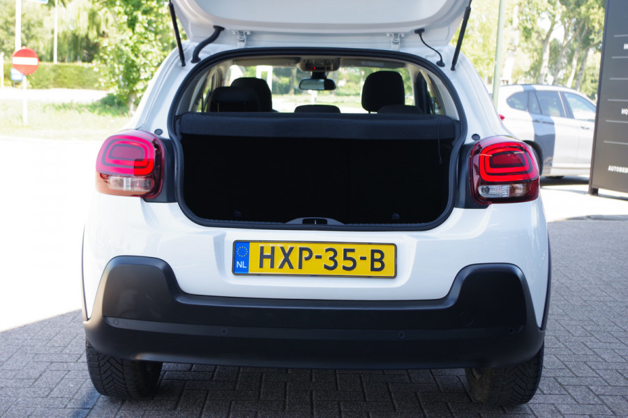 Citroën C3 1.2 111 PK PureTech C-Series, Cruise Control, Camera, Carplay