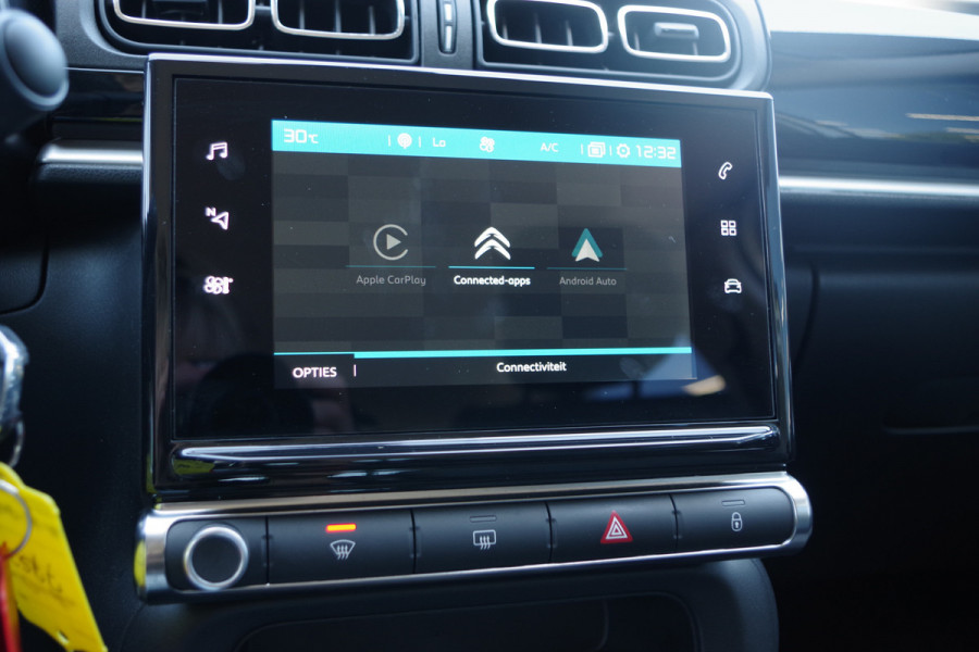 Citroën C3 1.2 111 PK PureTech C-Series, Cruise Control, Camera, Carplay