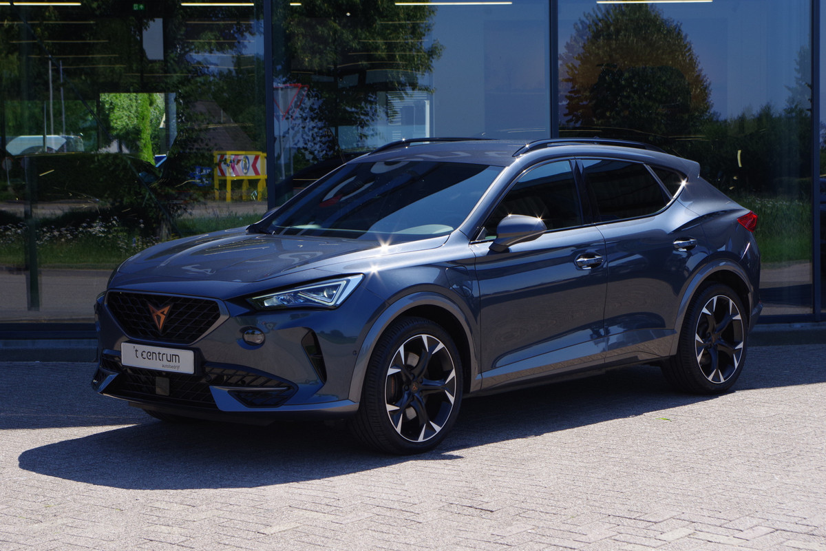 CUPRA Formentor 1.4 e-Hybrid VZ Performance, Adap. Cruise Control, Kuipstoelen, Winterpakket, Sfeerverlichting CUPRA Formentor 1.4 e-Hybrid VZ Performance, Adap. Cruise Control, Kuipstoelen, Winterpakket, Sfeerverlichting