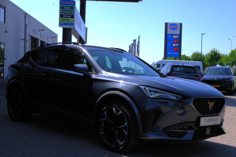 CUPRA Formentor 1.4 e-Hybrid VZ Performance, Adap. Cruise Control, Kuipstoelen, Winterpakket, Sfeerverlichting