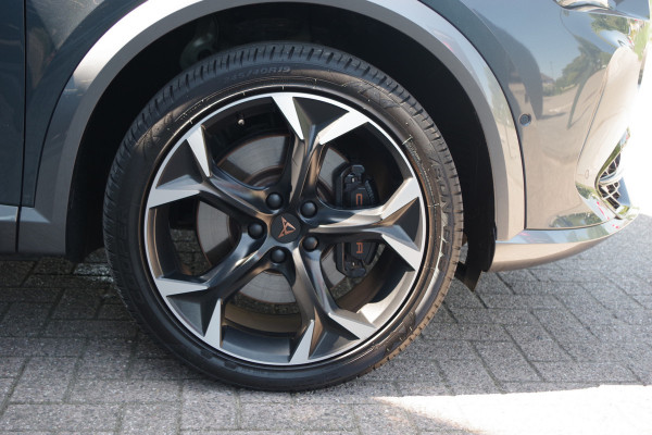 CUPRA Formentor 1.4 e-Hybrid VZ Performance, Adap. Cruise Control, Kuipstoelen, Winterpakket, Sfeerverlichting