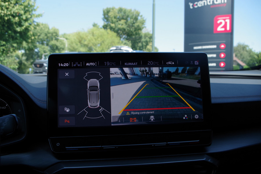 CUPRA Formentor 1.4 e-Hybrid VZ Performance, Adap. Cruise Control, Kuipstoelen, Winterpakket, Sfeerverlichting