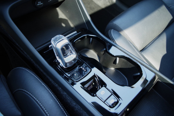 Volvo XC40 1.5 T4 211 PK Recharge Inscription, Panoramadak, Adap. Cruise Control, Harman/Kardon, 360 Camera