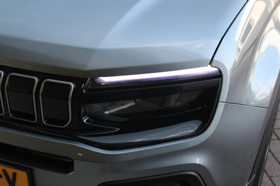 Jeep Avenger 1.2 100PK ALTITUDE | JBL AUDIO | NAVIGATIE | STOEL VERWARMING | DRAADLOZE APPLE CARPLAY/ANDROID AUTO | DRAADLOZE TELEFOONLADER | ADAPTIVE CRUISE CONTROL | DAB+ RADIO | LED KOPLAMPEN | LICHTMETALEN VELGEN | KEYLESS ENTRY/START | ELEKTRISCH BEDIENBARE ACHTERKLEP | CLIMATE CONTROL |