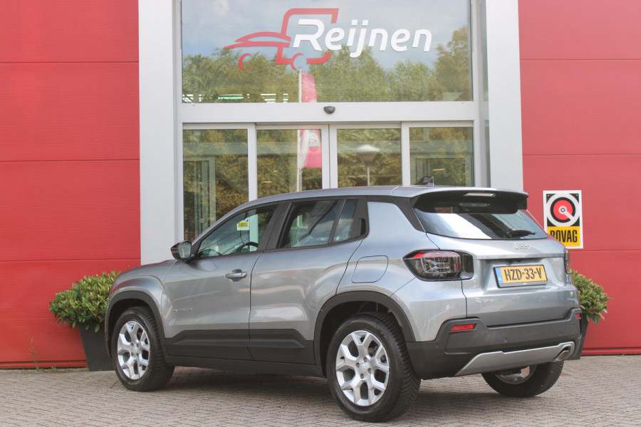 Jeep Avenger 1.2 100PK ALTITUDE | JBL AUDIO | NAVIGATIE | STOEL VERWARMING | DRAADLOZE APPLE CARPLAY/ANDROID AUTO | DRAADLOZE TELEFOONLADER | ADAPTIVE CRUISE CONTROL | DAB+ RADIO | LED KOPLAMPEN | LICHTMETALEN VELGEN | KEYLESS ENTRY/START | ELEKTRISCH BEDIENBARE ACHTERKLEP | CLIMATE CONTROL |