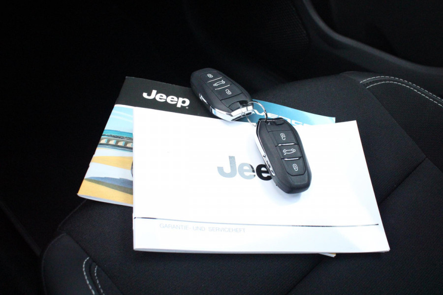 Jeep Avenger 1.2 100PK ALTITUDE | JBL AUDIO | NAVIGATIE | STOEL VERWARMING | DRAADLOZE APPLE CARPLAY/ANDROID AUTO | DRAADLOZE TELEFOONLADER | ADAPTIVE CRUISE CONTROL | DAB+ RADIO | LED KOPLAMPEN | LICHTMETALEN VELGEN | KEYLESS ENTRY/START | ELEKTRISCH BEDIENBARE ACHTERKLEP | CLIMATE CONTROL |