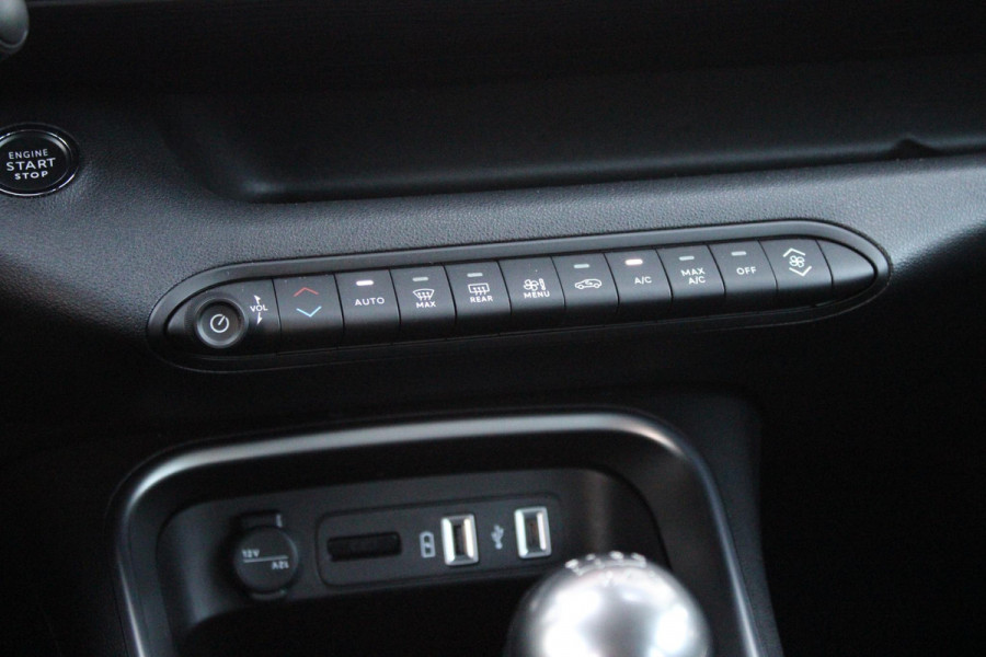 Jeep Avenger 1.2 100PK ALTITUDE | JBL AUDIO | NAVIGATIE | STOEL VERWARMING | DRAADLOZE APPLE CARPLAY/ANDROID AUTO | DRAADLOZE TELEFOONLADER | ADAPTIVE CRUISE CONTROL | DAB+ RADIO | LED KOPLAMPEN | LICHTMETALEN VELGEN | KEYLESS ENTRY/START | ELEKTRISCH BEDIENBARE ACHTERKLEP | CLIMATE CONTROL |