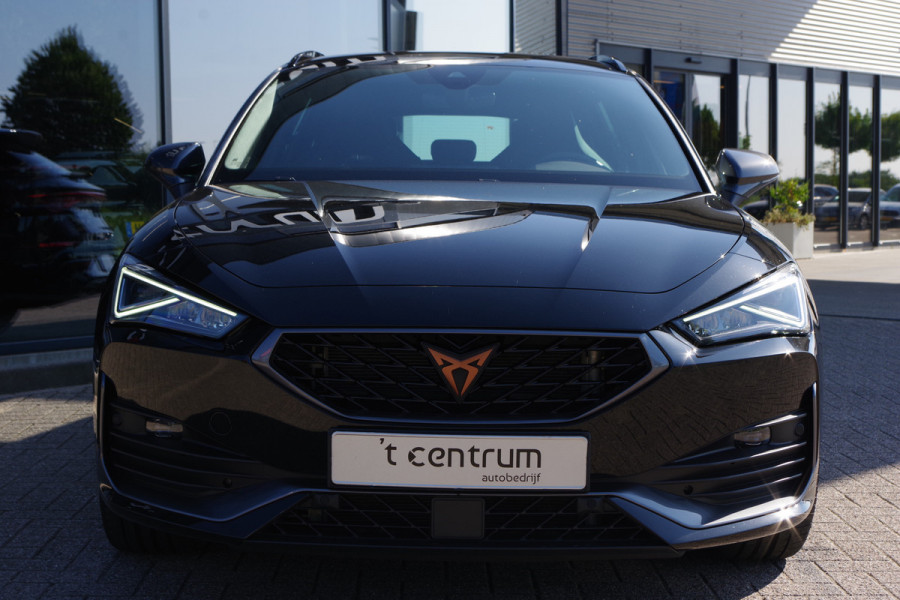 CUPRA Leon Sportstourer 1.4 e-Hybrid 245 PK VZ Copper Edition, Adap. Cruise Control, Kuipstoelen, Sfeerverlichting, LED