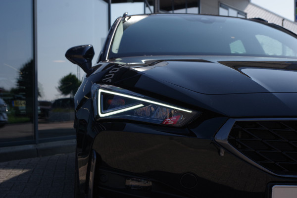CUPRA Leon Sportstourer 1.4 e-Hybrid 245 PK VZ Copper Edition, Adap. Cruise Control, Kuipstoelen, Sfeerverlichting, LED