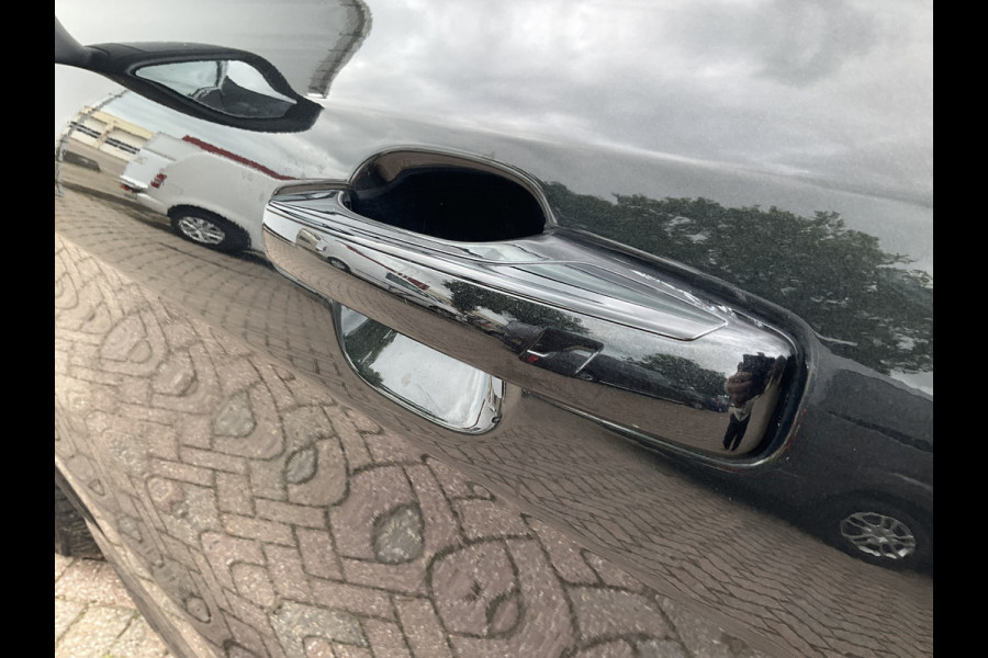 Lynk & Co 01 1.5 PHEV Black optic DAB Pano.dak Stoelverw. Carplay Plug-in