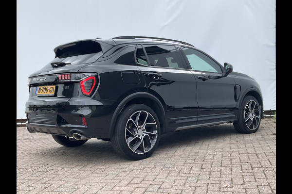 Lynk & Co 01 1.5 PHEV Black optic DAB Pano.dak Stoelverw. Carplay Plug-in