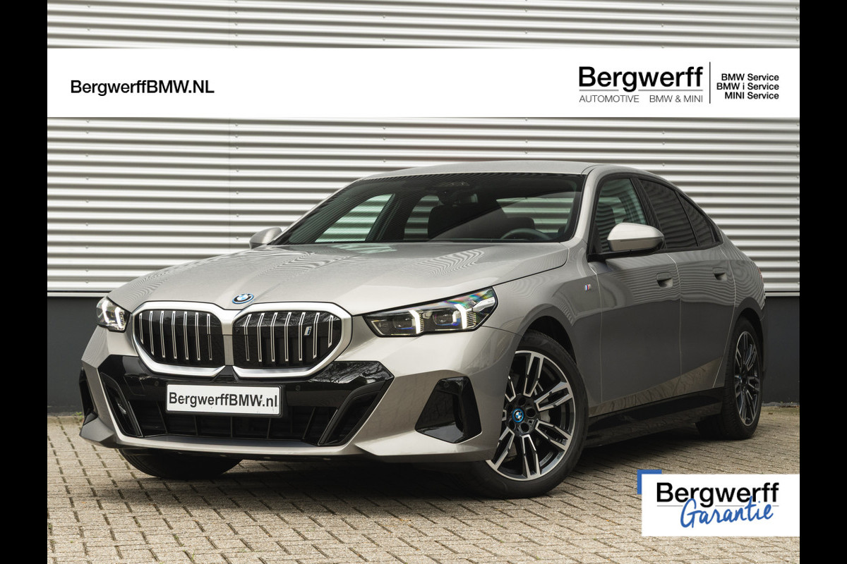 BMW i5 xDrive40 M-Sport - Onderstel Prof - Trekhaak - Bowers & Wilkins - Driving Ass Prof