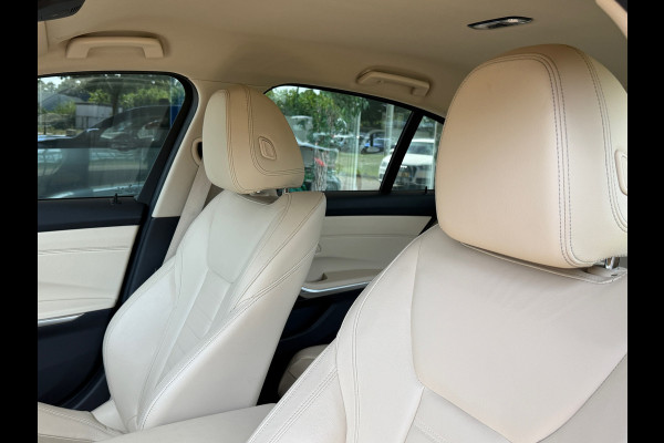 BMW 3-serie 330e 258PK Sport Edition Leder|Sfeer|LED|Dealer Onderhouden