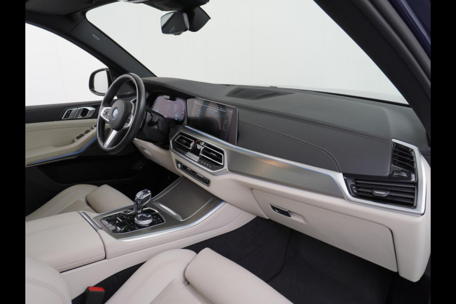 BMW X5 xDrive45e High Executive M SPORT VAN: 69.900,- VOOR: 64.440,- UW HERFSTVOORDEEL: 5.460,- M SPORT MEMORY SEAT | LASER LED | DRIV. ASS. PROFFESIONAL | PANO | 360 CAMERA | LUCHTVERING| ELEK. TREKHAAK | MEGA VOL!