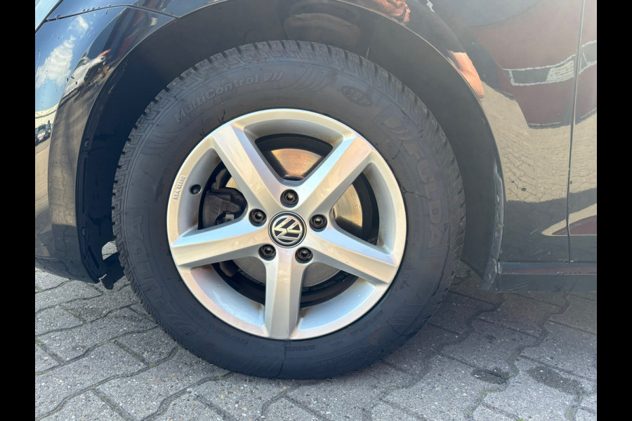 Volkswagen Golf 1.2 TSI Trendline | Airco + Cruise control |