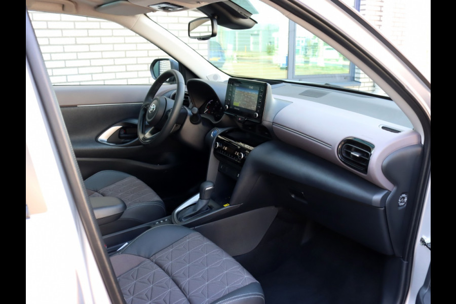 Toyota Yaris Cross 1.5 Hybrid Executive | Panoramadak | Head-Up | Park-Assist