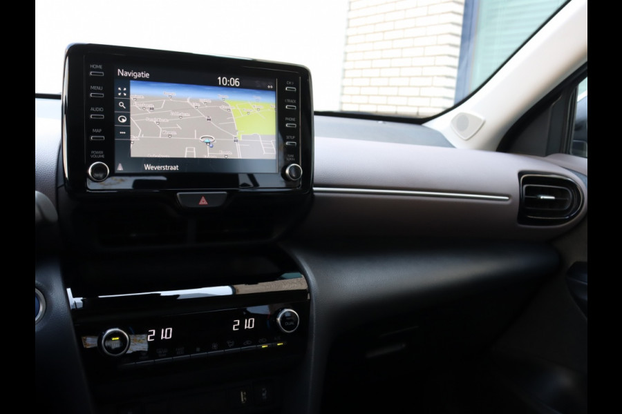 Toyota Yaris Cross 1.5 Hybrid Executive | Panoramadak | Head-Up | Park-Assist