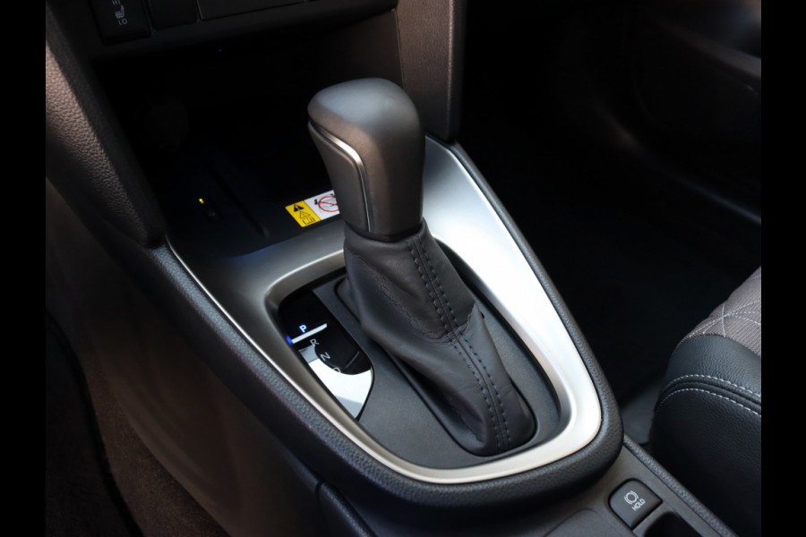 Toyota Yaris Cross 1.5 Hybrid Executive | Panoramadak | Head-Up | Park-Assist