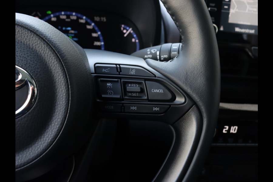 Toyota Yaris Cross 1.5 Hybrid Executive | Panoramadak | Head-Up | Park-Assist