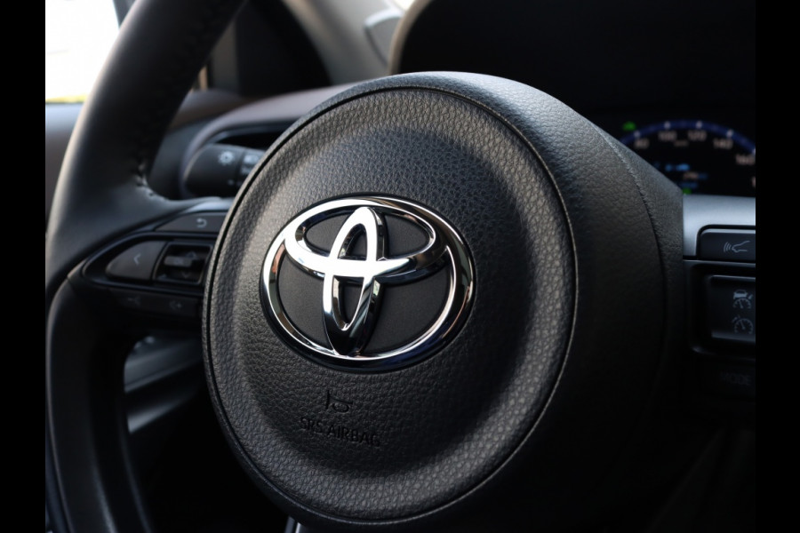Toyota Yaris Cross 1.5 Hybrid Executive | Panoramadak | Head-Up | Park-Assist