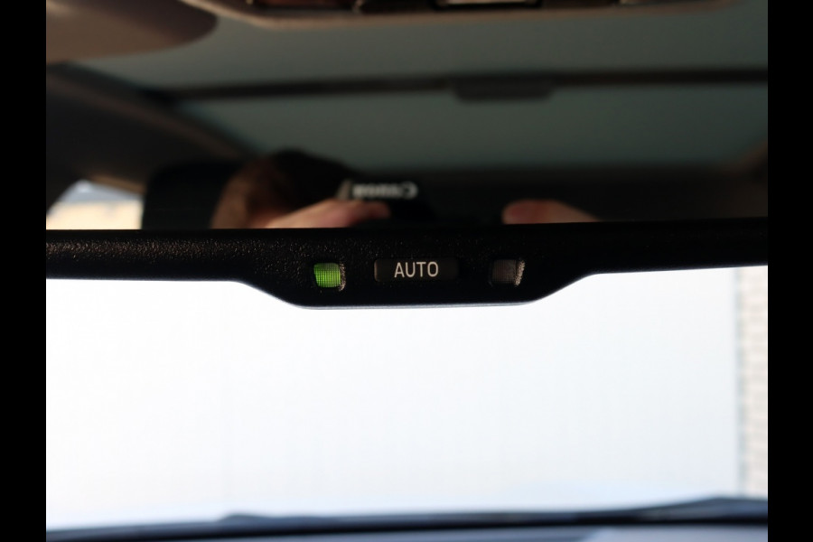 Toyota Yaris Cross 1.5 Hybrid Executive | Panoramadak | Head-Up | Park-Assist