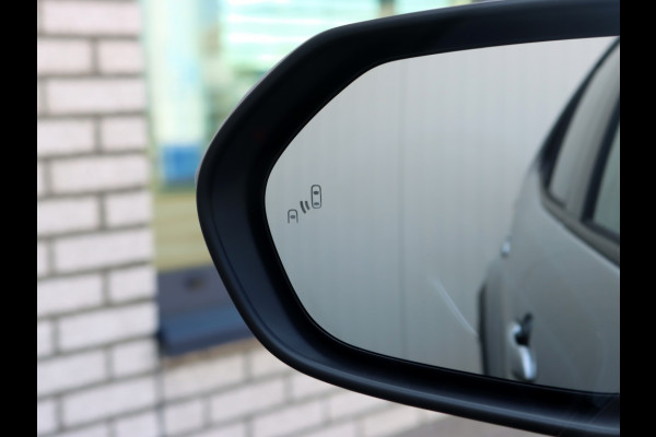 Toyota Yaris Cross 1.5 Hybrid Executive | Panoramadak | Head-Up | Park-Assist