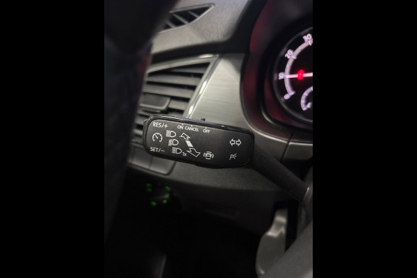 Škoda Fabia Combi 1.0 TSI Business Edition Panodak, Trekhaak, Clima, Navi
