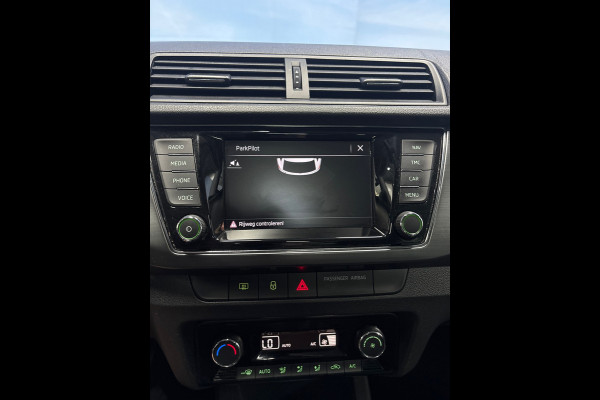 Škoda Fabia Combi 1.0 TSI Business Edition Panodak, Trekhaak, Clima, Navi
