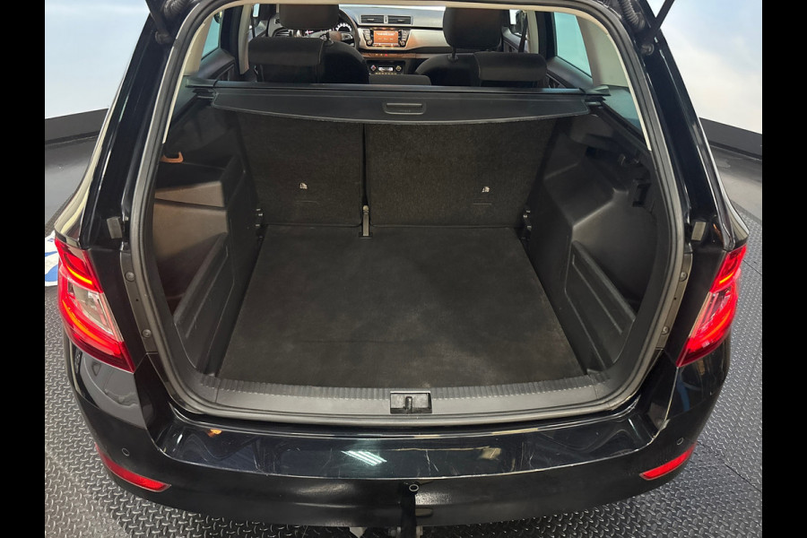 Škoda Fabia Combi 1.0 TSI Business Edition Panodak, Trekhaak, Clima, Navi