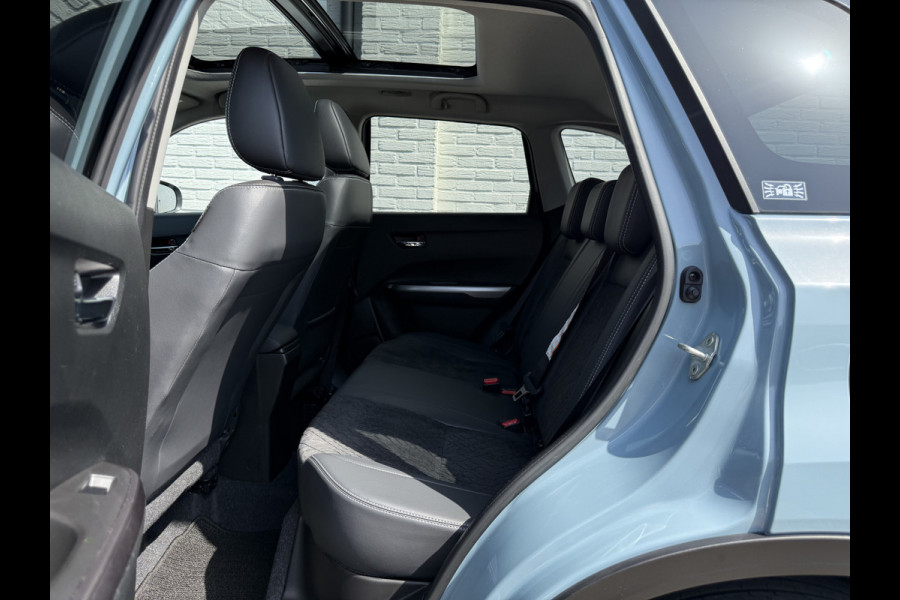 Suzuki Vitara 1.5 Hybrid Style AllGrip | Pano | ACC | Camera | Dodehoek | LED | DAB+