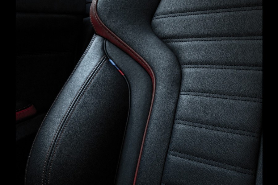 BMW 4 Serie Coupé M440i xDrive - Dak - Trekhaak - M-Zetels - Harman Kardon - Driving Ass Prof