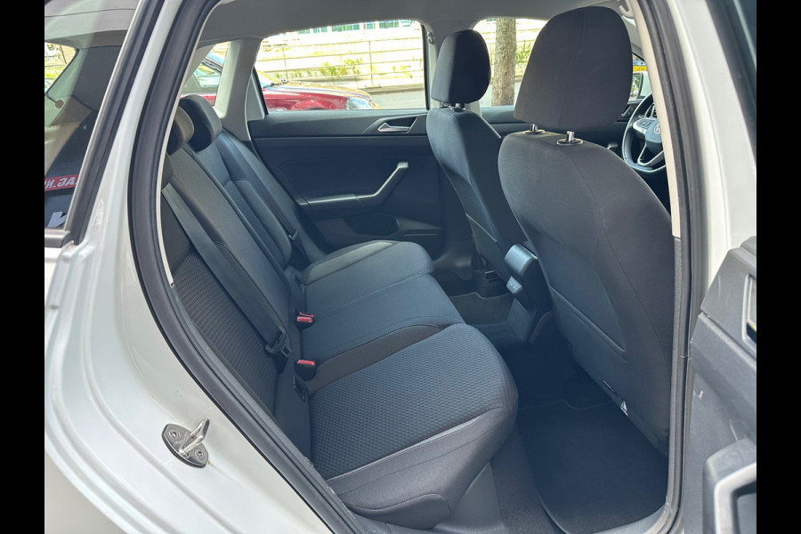 Volkswagen Polo 1.0 TSI Life Business Automaat Navi Carplay Clima