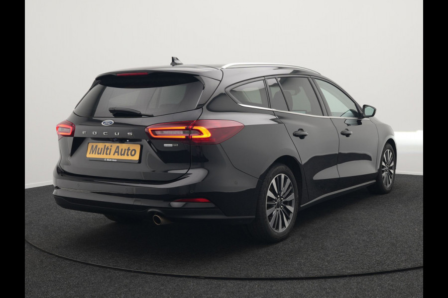Ford Focus EcoBoost Hybrid 155pk Dealer O.H | Trekhaak Af Fabriek | Adaptive Cruise | Camera | Apple Carplay | Verwarmde Sportstoel & Stuur | Navigatie | Blis | Virtual | DAB |