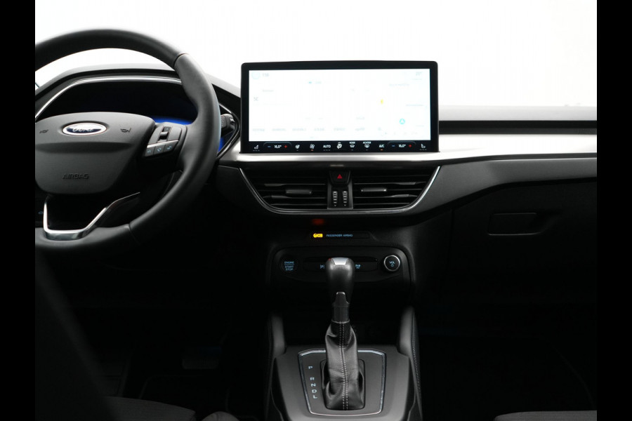 Ford Focus EcoBoost Hybrid 155pk Dealer O.H | Trekhaak Af Fabriek | Adaptive Cruise | Camera | Apple Carplay | Verwarmde Sportstoel & Stuur | Navigatie | Blis | Virtual | DAB |