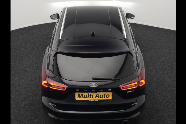 Ford Focus EcoBoost Hybrid 155pk Dealer O.H | Trekhaak Af Fabriek | Adaptive Cruise | Camera | Apple Carplay | Verwarmde Sportstoel & Stuur | Navigatie | Blis | Virtual | DAB |