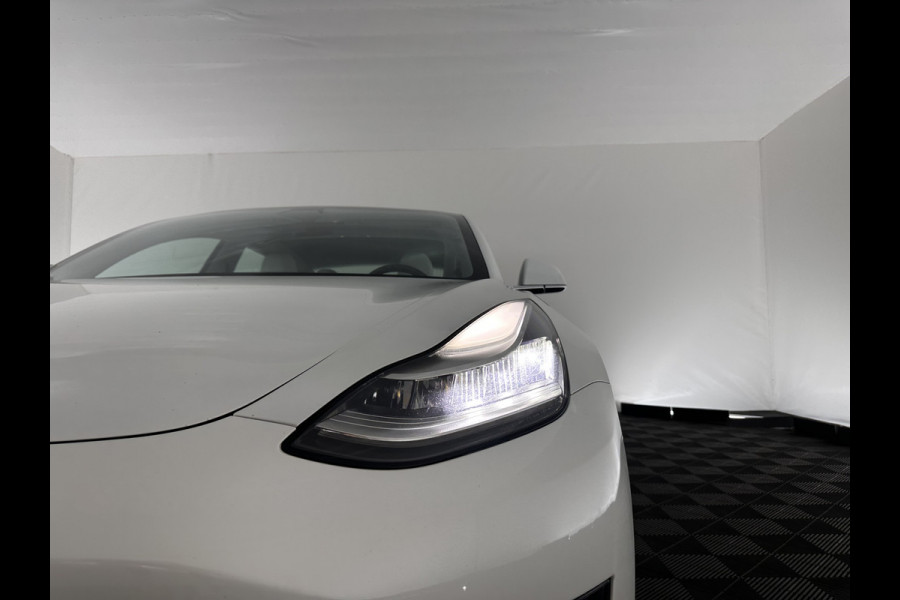 Tesla Model 3 Long Range AWD 75 kWh [ 3-Fase ] (INCL-BTW) Aut. *PANO | AUTO-PILOT | LUXURY-LEATHER | TOWBAR | KEYLESS | FULL-LED | MEMORY-PACK | SURROUND-VIEW | DAB | CARPLAY | DIGI-COCKPIT | LANE-ASSIST | COMFORT-SEATS | 18"ALU*