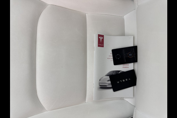 Tesla Model 3 Long Range AWD 75 kWh [ 3-Fase ] (INCL-BTW) Aut. *PANO | AUTO-PILOT | LUXURY-LEATHER | TOWBAR | KEYLESS | FULL-LED | MEMORY-PACK | SURROUND-VIEW | DAB | CARPLAY | DIGI-COCKPIT | LANE-ASSIST | COMFORT-SEATS | 18"ALU*